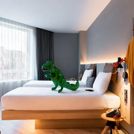 Moxy Hotel L'Aia