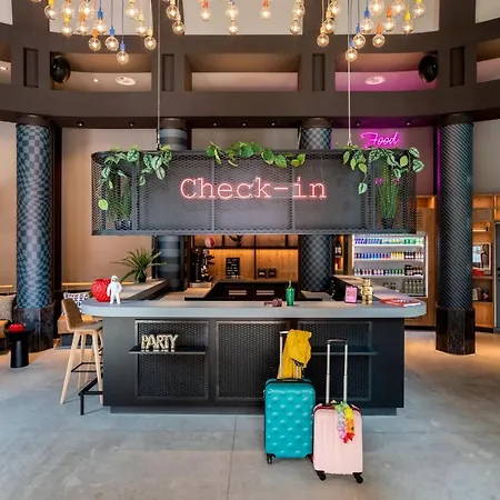 Hotel Moxy