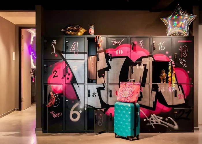 Hotel Moxy 4*